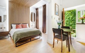 Luxury Apartment In The Heart Of Central London